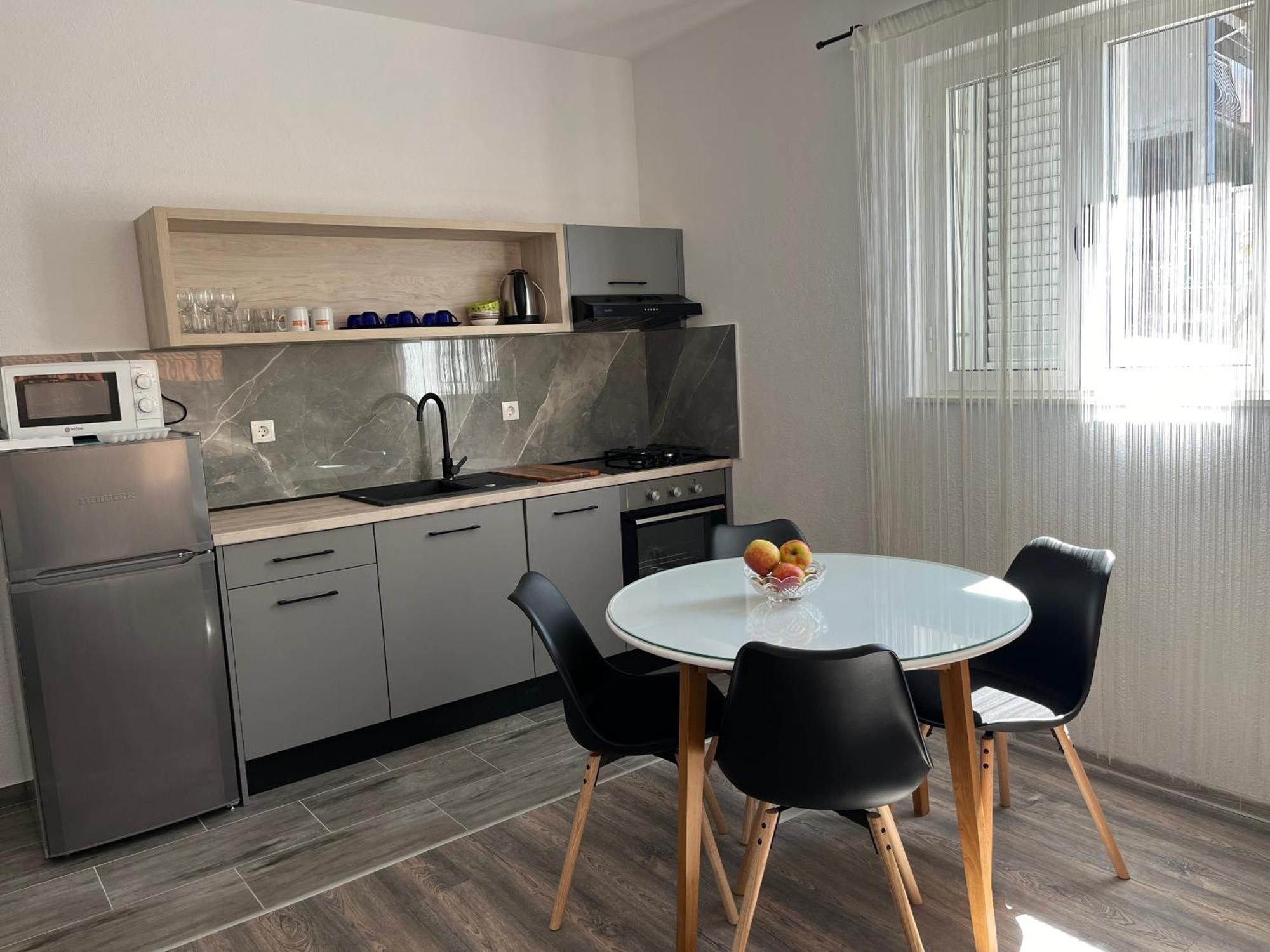 Apartment Makarska M&I, Free Private Parking Extérieur photo