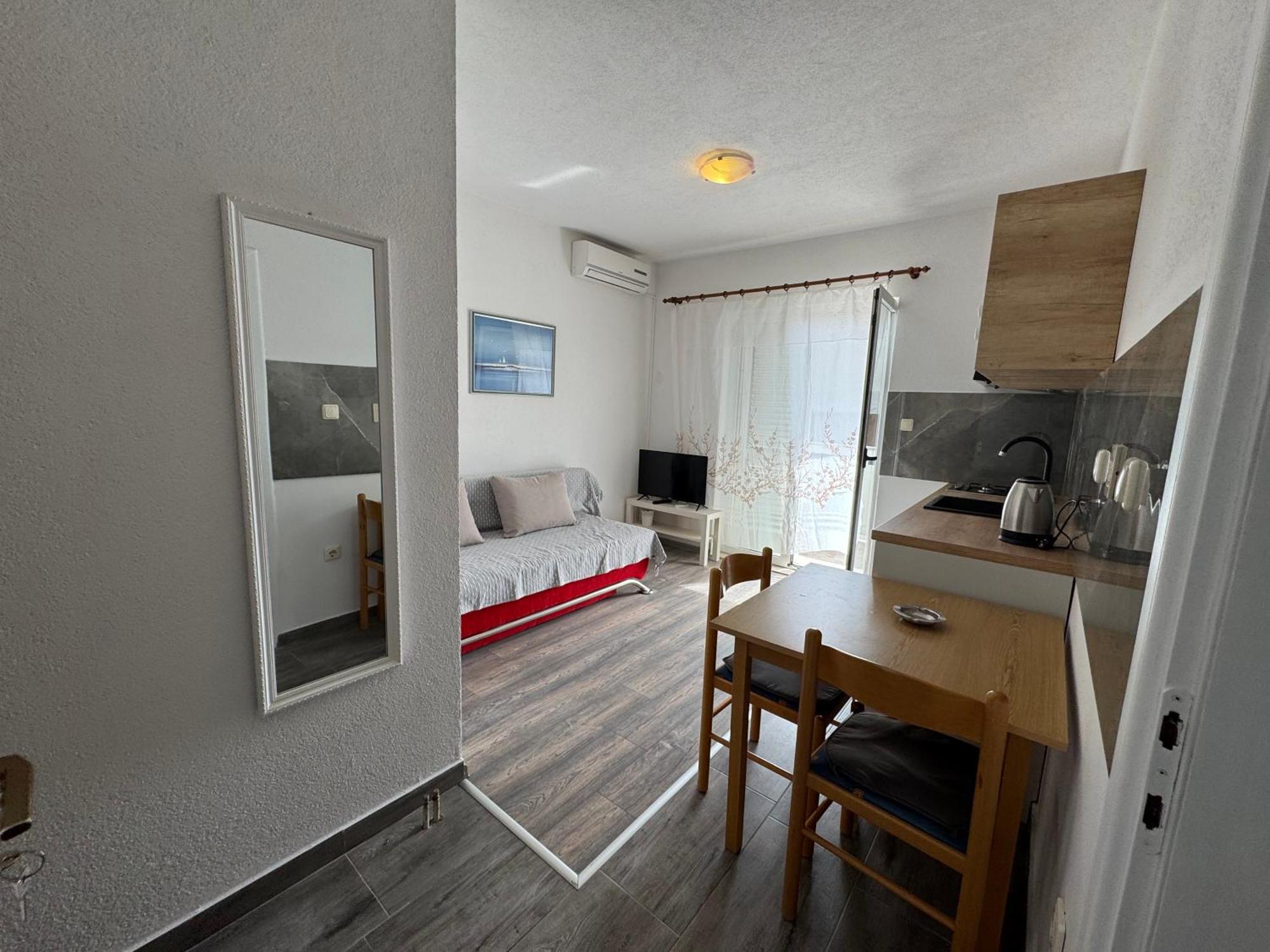 Apartment Makarska M&I, Free Private Parking Extérieur photo
