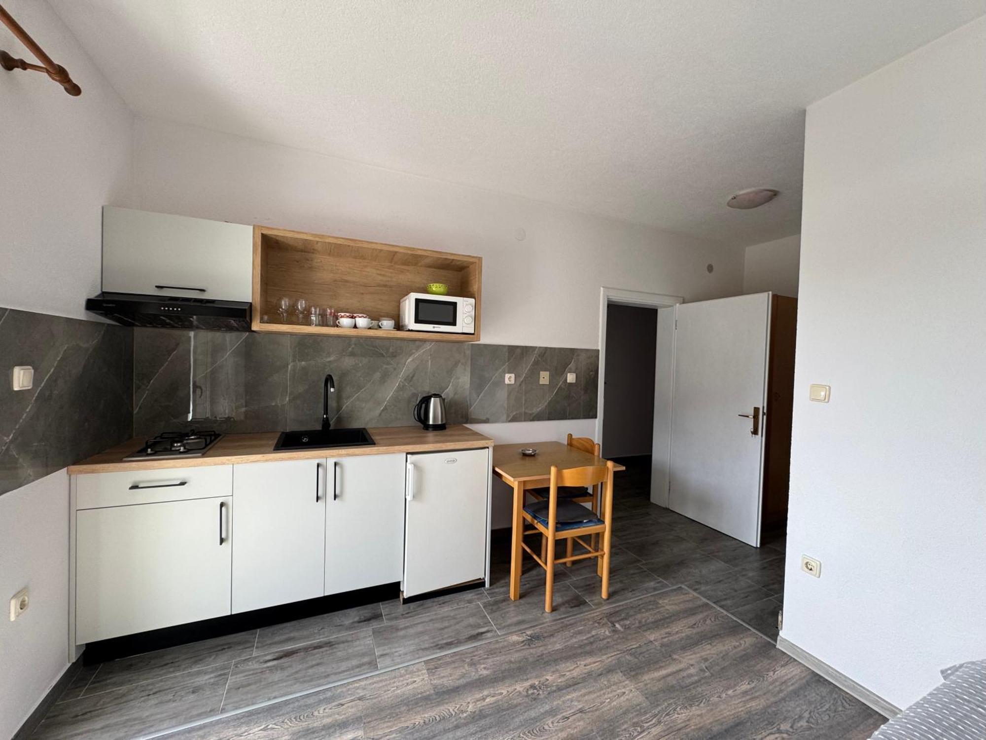 Apartment Makarska M&I, Free Private Parking Extérieur photo