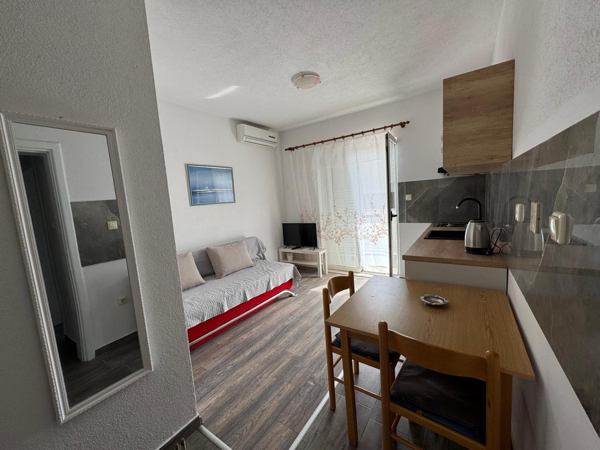 Apartment Makarska M&I, Free Private Parking Extérieur photo