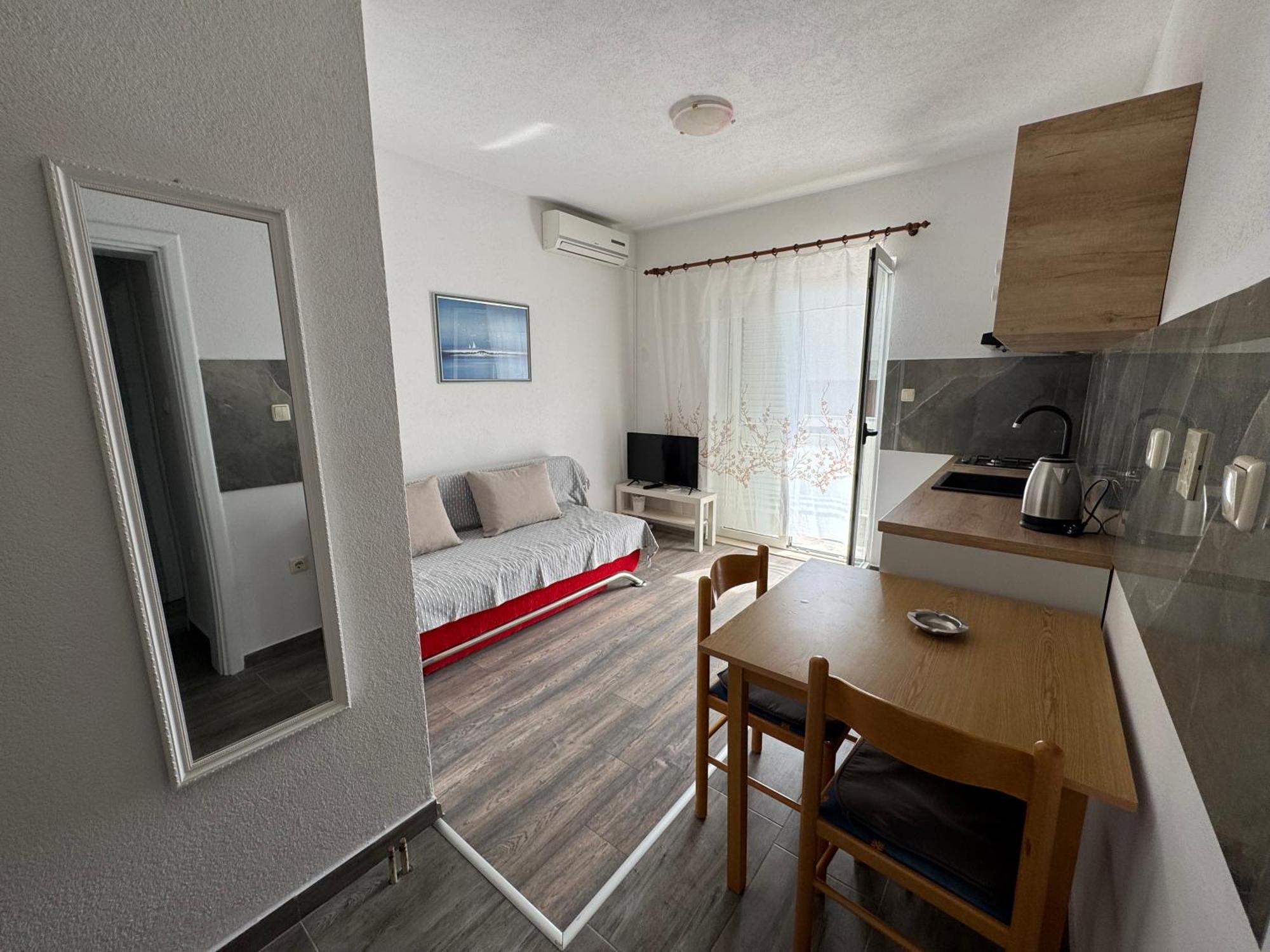 Apartment Makarska M&I, Free Private Parking Extérieur photo