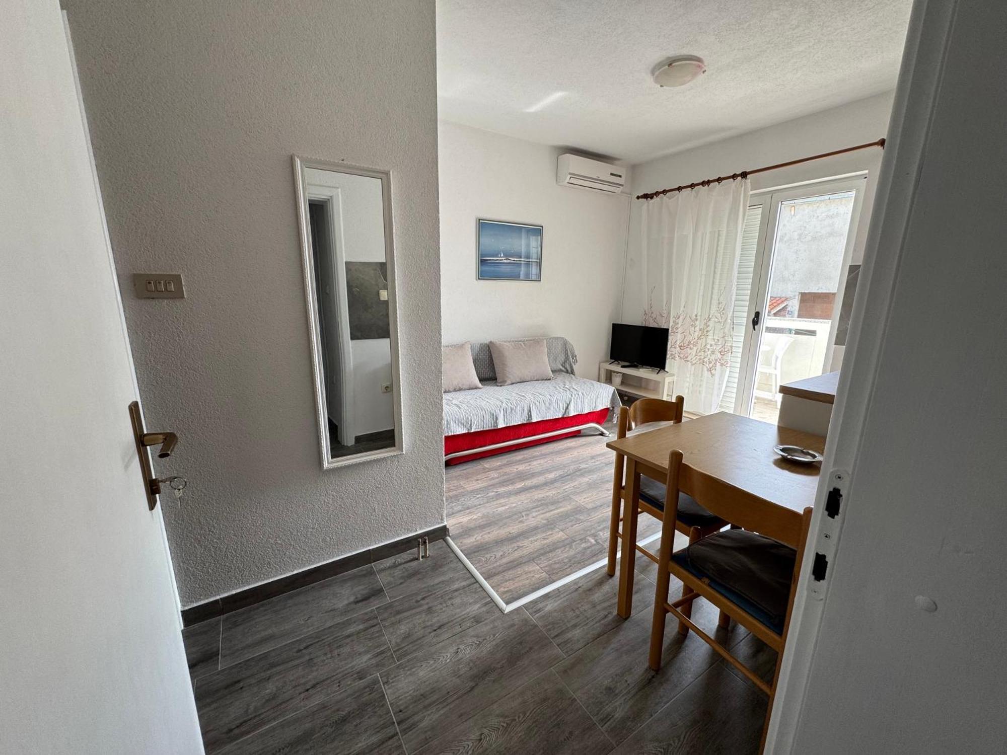 Apartment Makarska M&I, Free Private Parking Extérieur photo